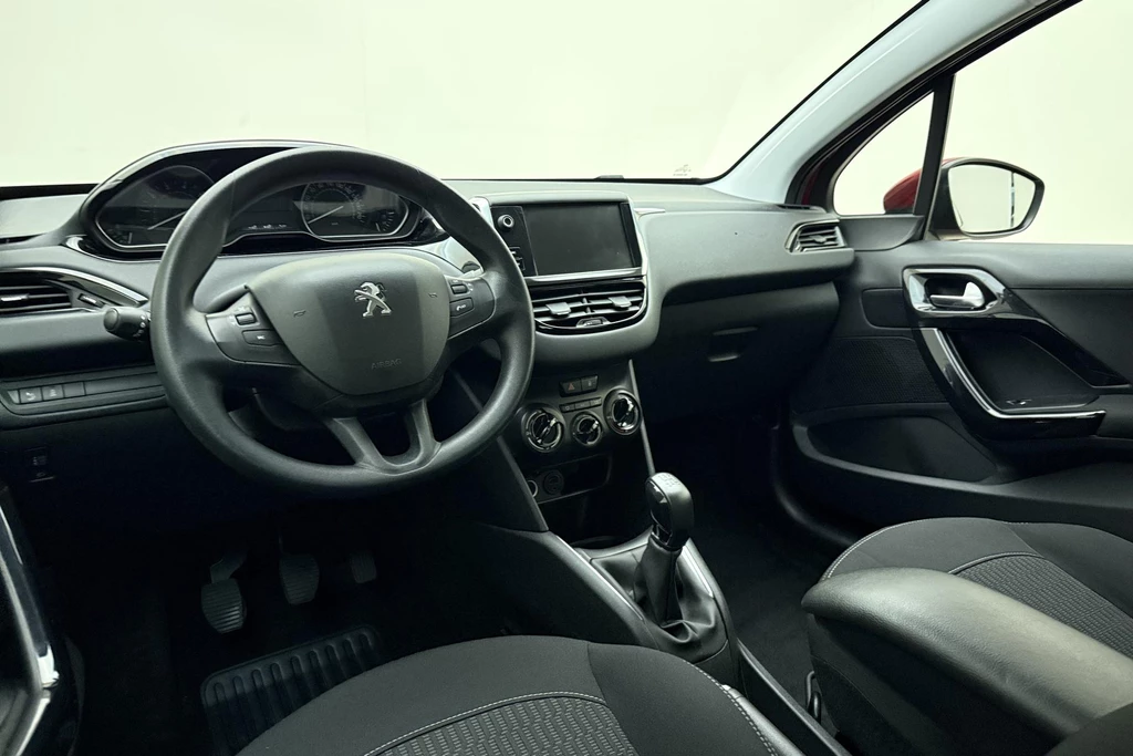 Peugeot 208 – foto 15
