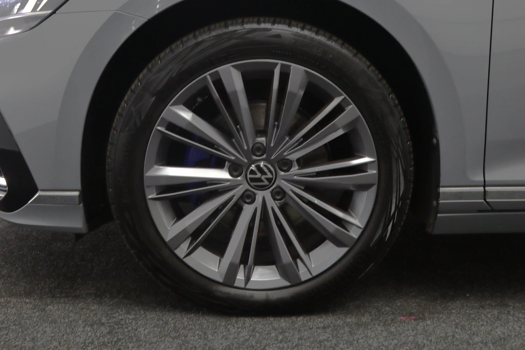 Volkswagen Passat – foto 19