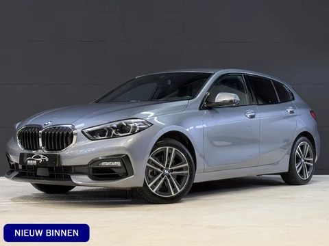 BMW 1 Serie 116i Business Edition | Apple Carplay | Navi | Origineel NL | Dealeronderhouden