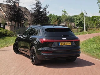 Audi e-tron – thumbnail 3
