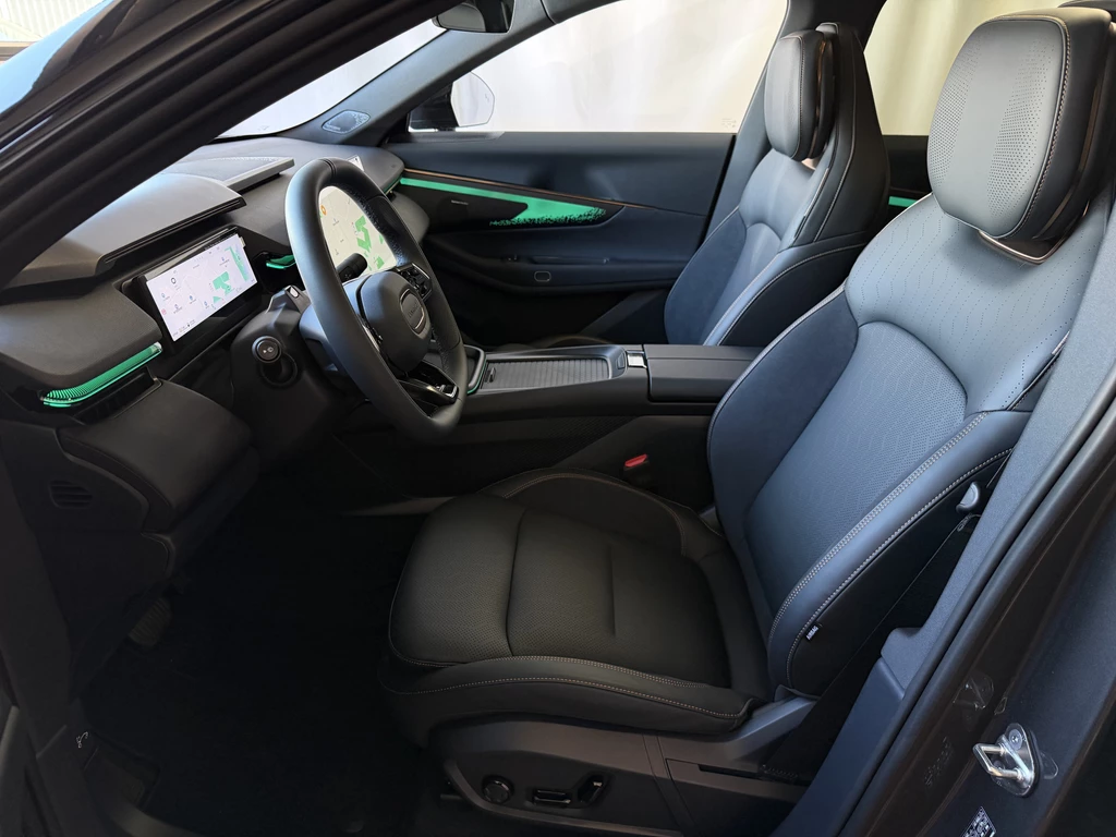 Lynk & Co 08 – foto 28