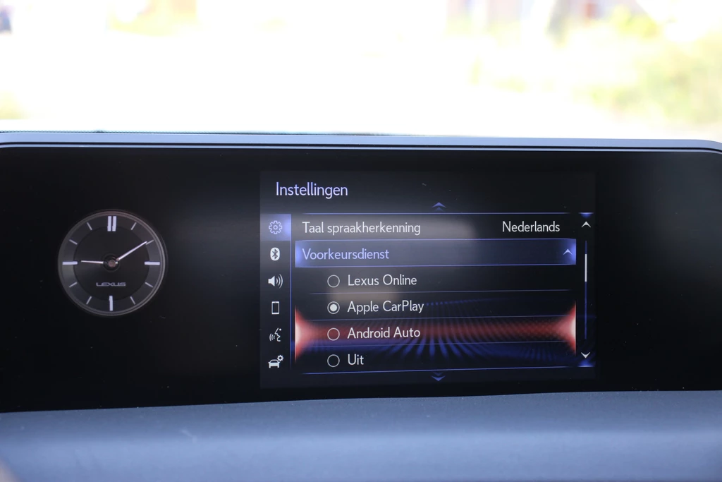 Lexus UX – foto 23