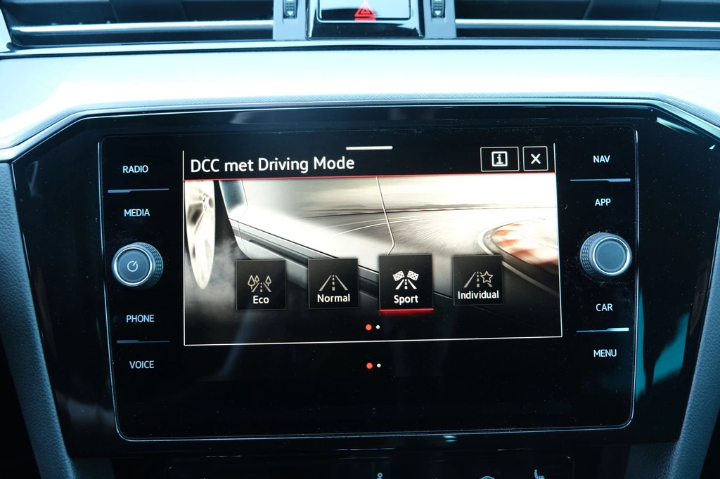 Volkswagen Passat – foto 30