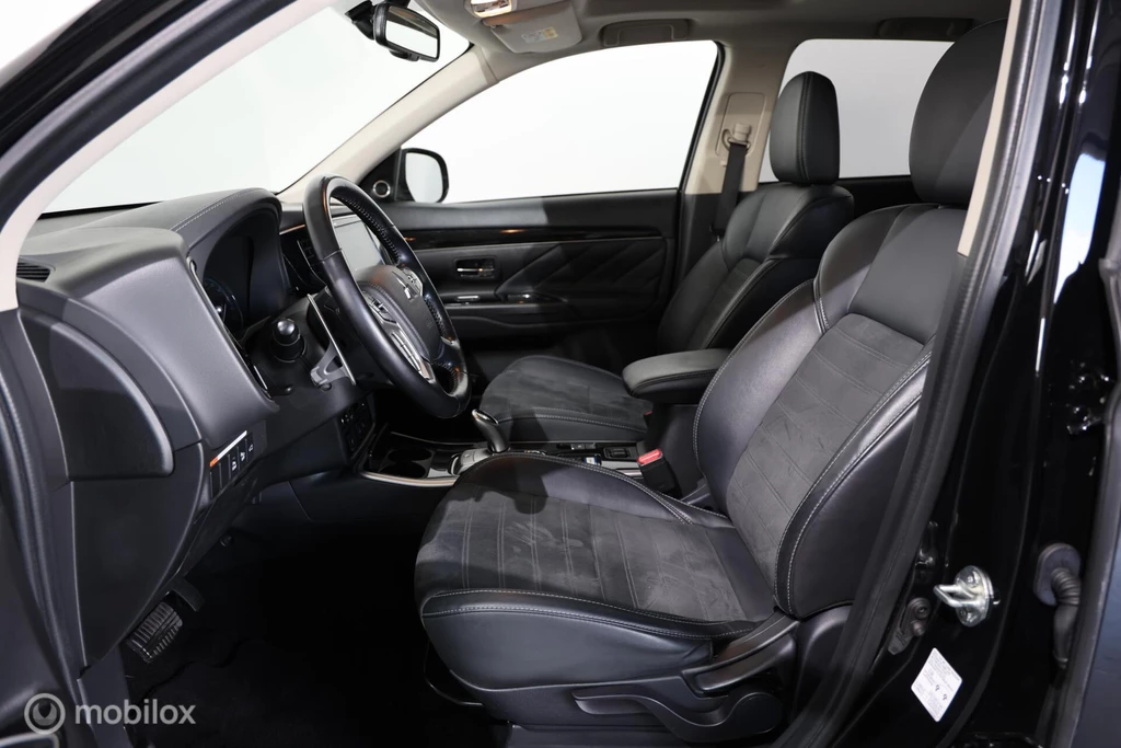 Mitsubishi Outlander – foto 11