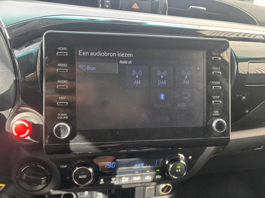 Toyota Hilux – foto 23