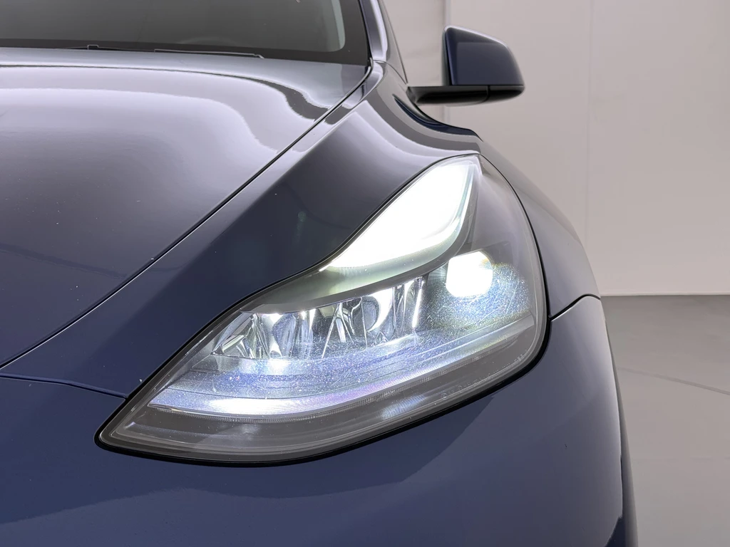 Tesla Model Y – foto 27