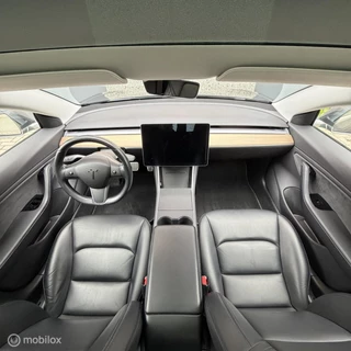 Tesla Model 3 – thumbnail 11