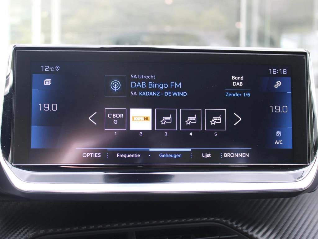 Peugeot 208 – foto 21