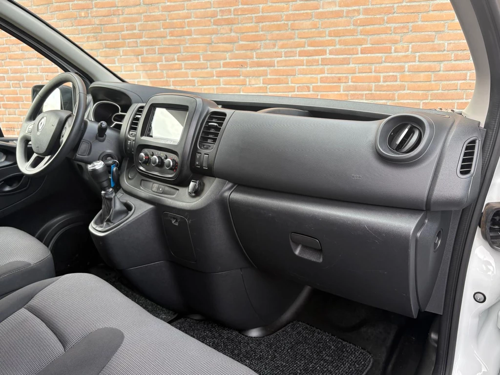 Renault Trafic – foto 26