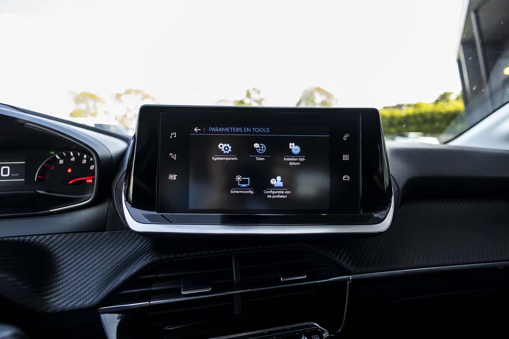 Peugeot 208 – foto 24