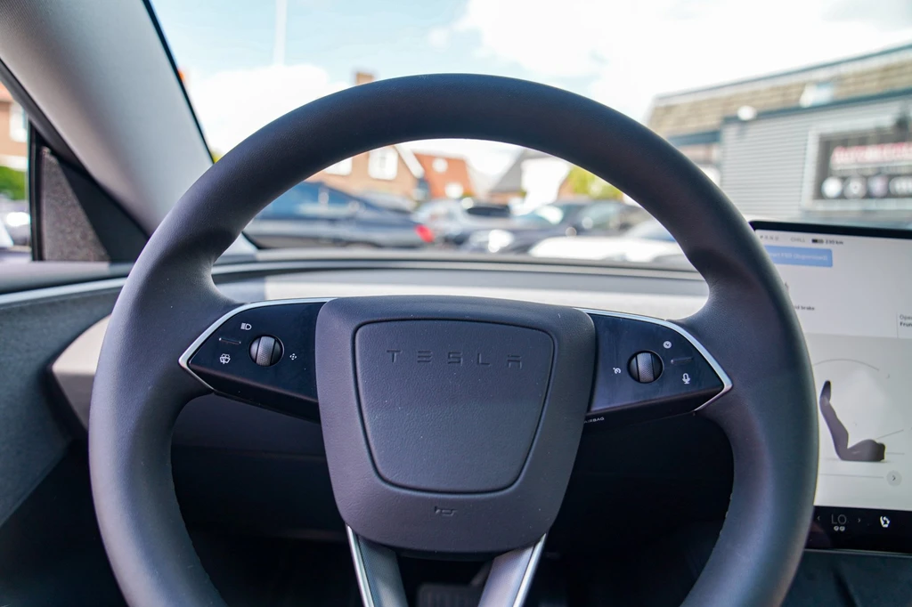 Tesla Model 3 – foto 17