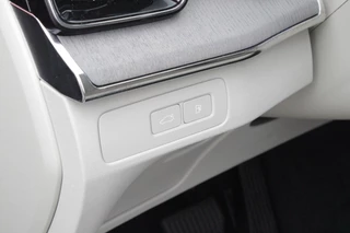 Volvo XC90 – thumbnail 38
