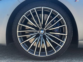 BMW 8 Serie – thumbnail 23