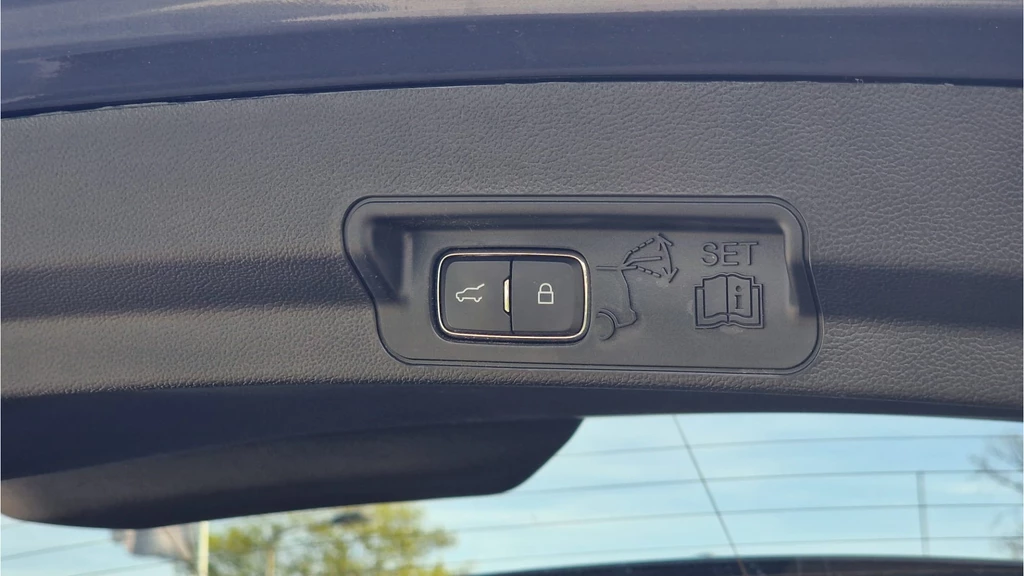 Ford Explorer – foto 34