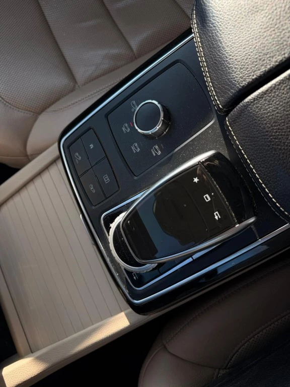 Mercedes-Benz GLE – foto 17
