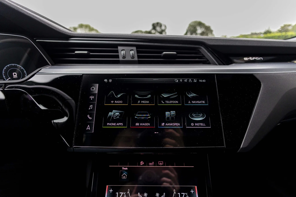 Audi e-tron – foto 42