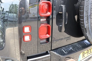 Land Rover Defender – thumbnail 52