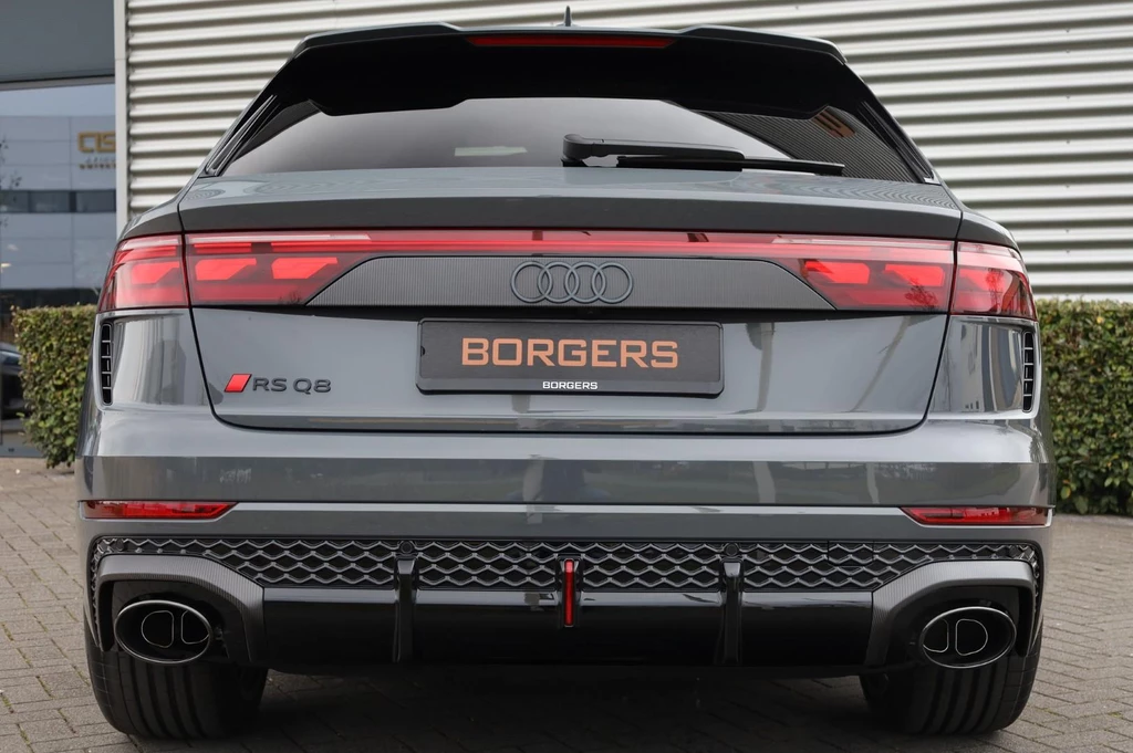 Audi RSQ8 – foto 7