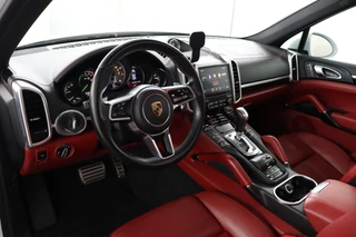 Porsche Cayenne – thumbnail 63