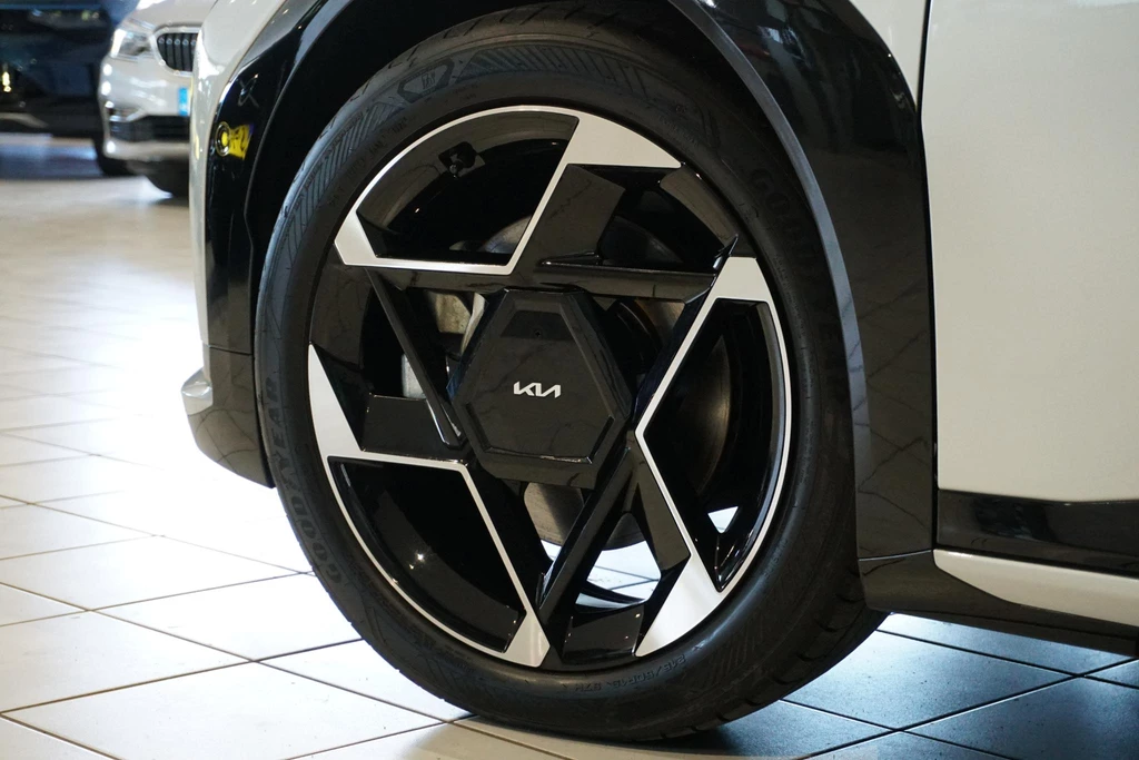 Kia EV4 – foto 42
