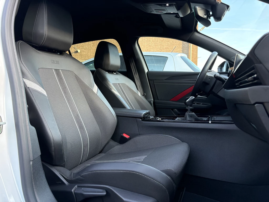 Opel Astra – foto 29