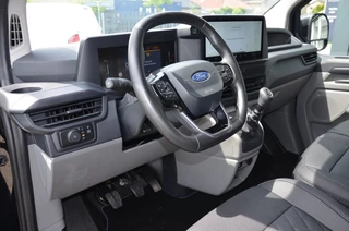Ford Transit Custom – thumbnail 9