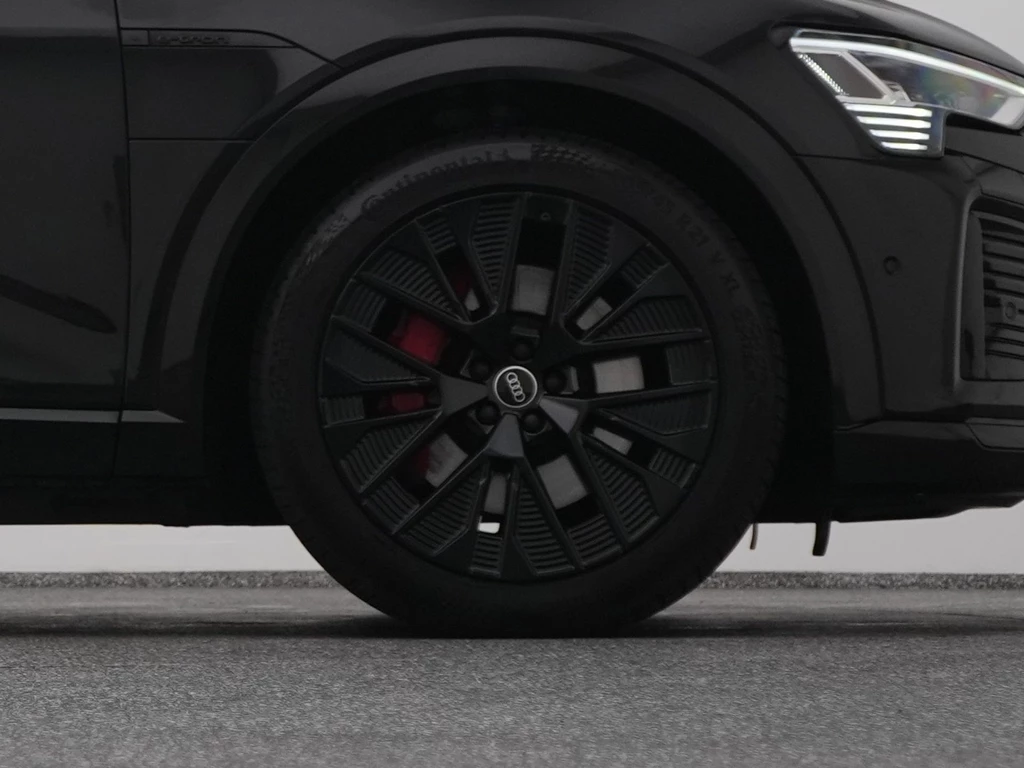 Audi Q8 e-tron – foto 43