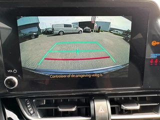 Toyota C-HR – thumbnail 14