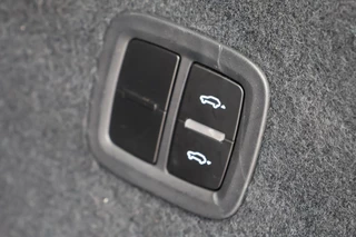 Porsche Cayenne – thumbnail 23