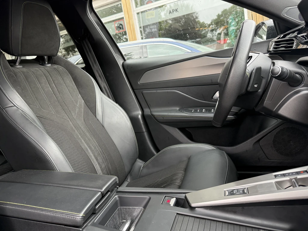 Peugeot 408 – foto 11