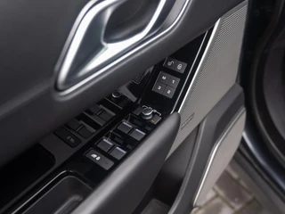 Land Rover Range Rover Velar – thumbnail 21