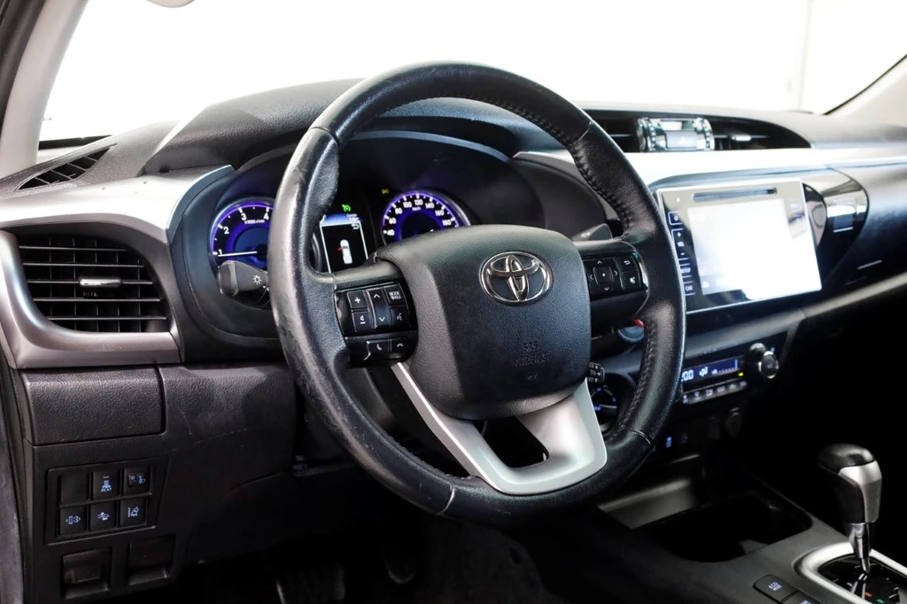 Toyota Hilux – foto 15