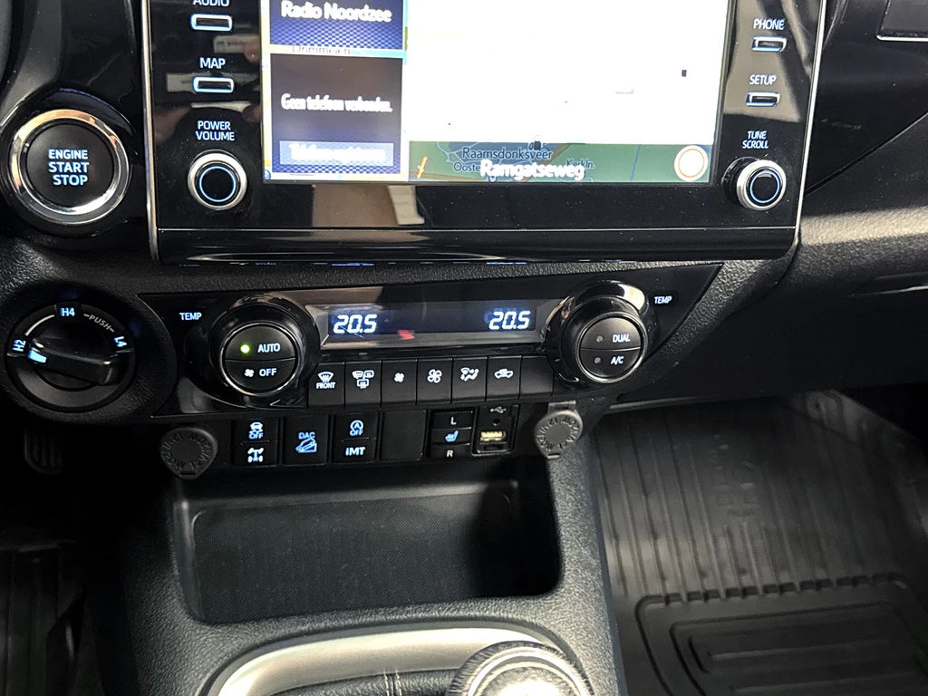 Toyota Hilux – foto 22