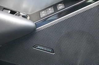 Land Rover Range Rover Velar – thumbnail 18