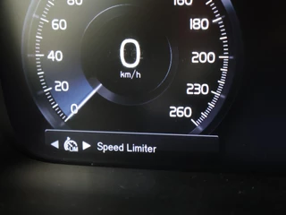 Volvo XC90 – thumbnail 38