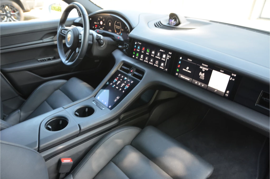 Porsche Taycan – foto 14