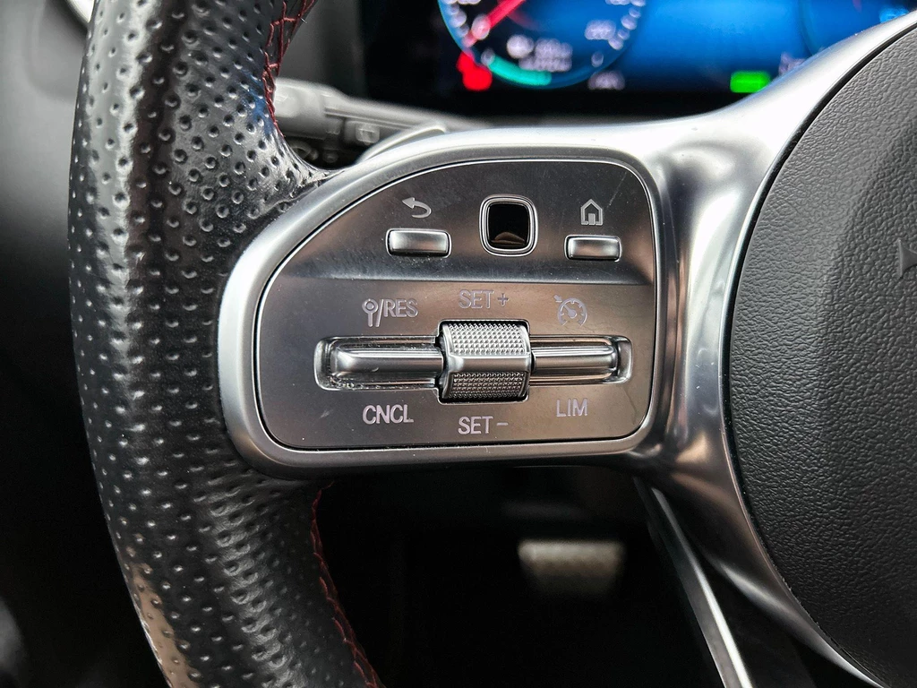 Mercedes-Benz EQA – foto 6