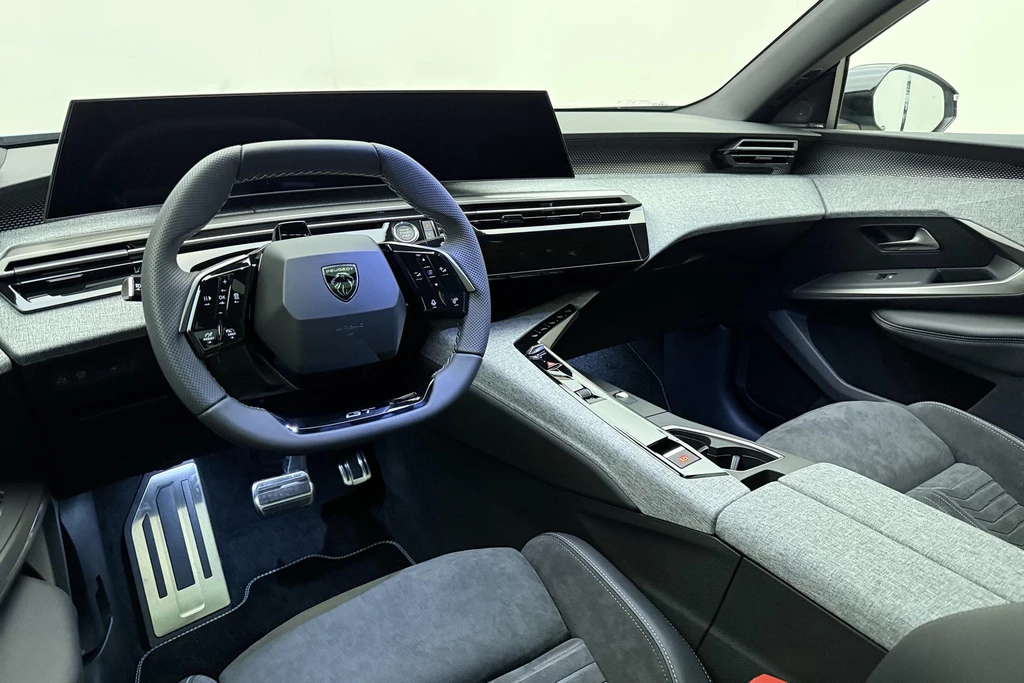 Peugeot e-3008 – foto 10