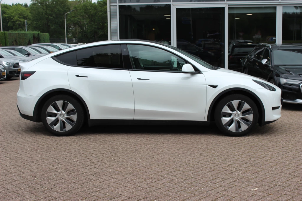 Tesla Model Y – foto 5
