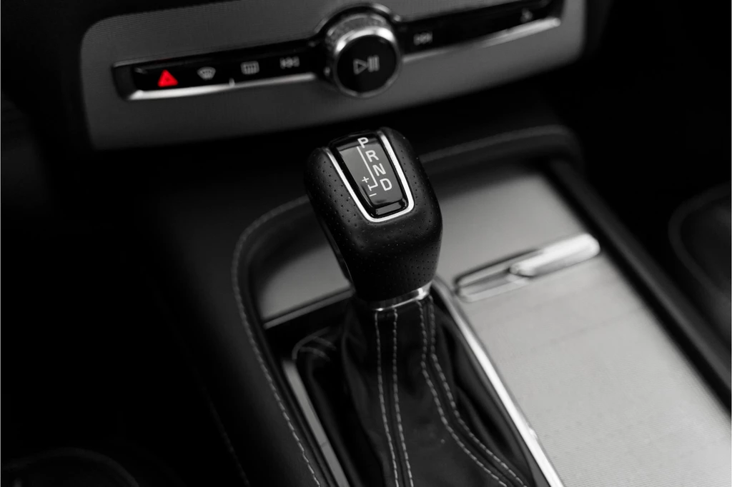 Volvo XC90 – foto 18