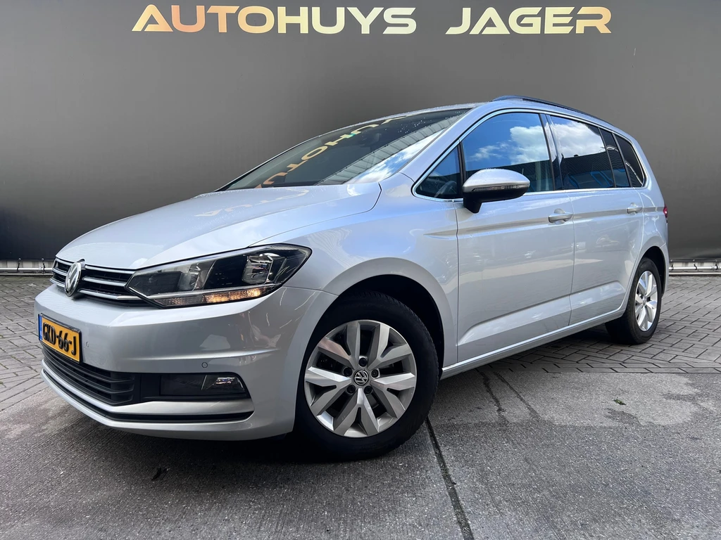 Volkswagen Touran – foto 1