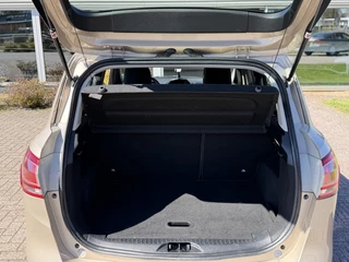 Ford B-MAX – thumbnail 25