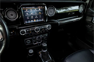 Jeep Wrangler – thumbnail 17