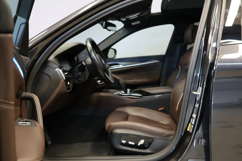 BMW 5 Serie – foto 16
