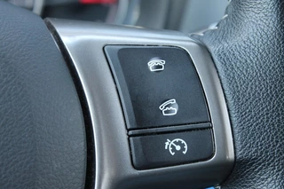 Toyota Yaris – thumbnail 25