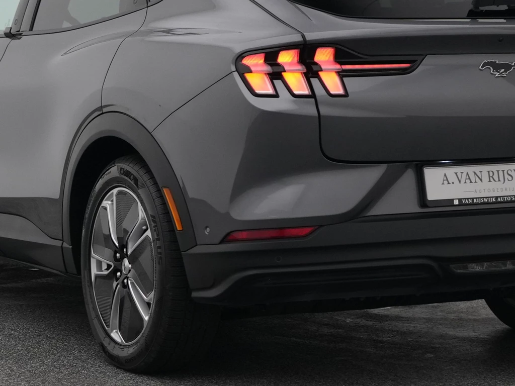Ford Mustang Mach-E – foto 29