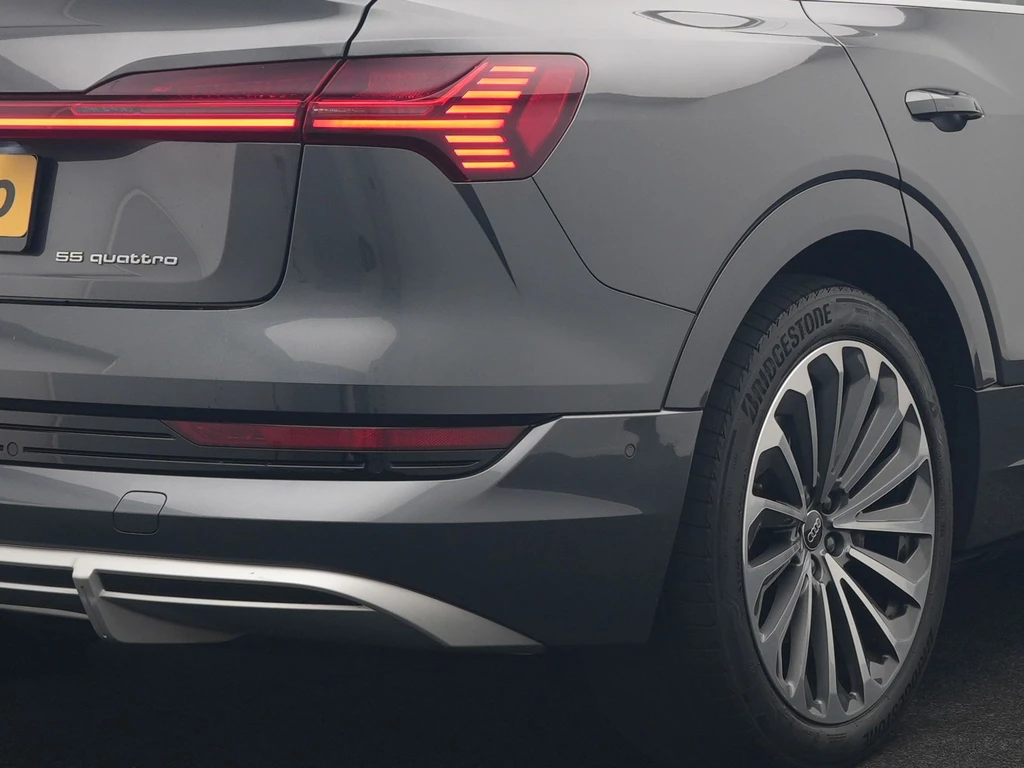 Audi e-tron – foto 19