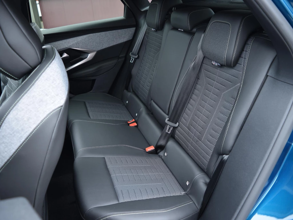 Peugeot e-3008 – foto 22