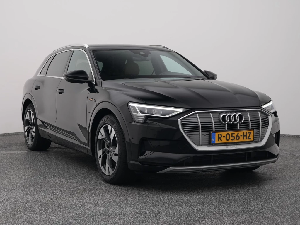Audi e-tron – foto 14