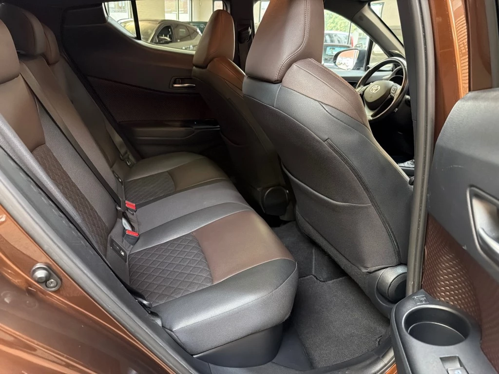 Toyota C-HR – foto 16